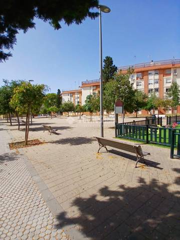 Piso en Venta en Jardines de Felipe II en Tiro de Línea