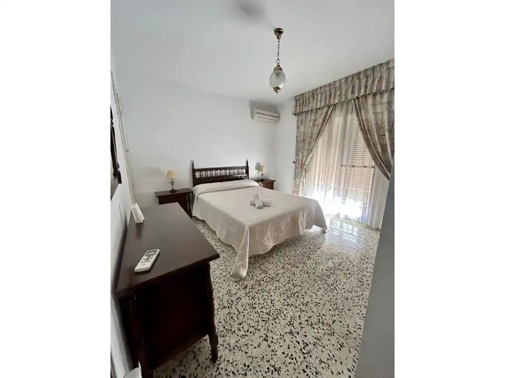 Dormitori de Casa o xalet en venda en Vélez-Málaga amb Aire condicionat i Terrassa