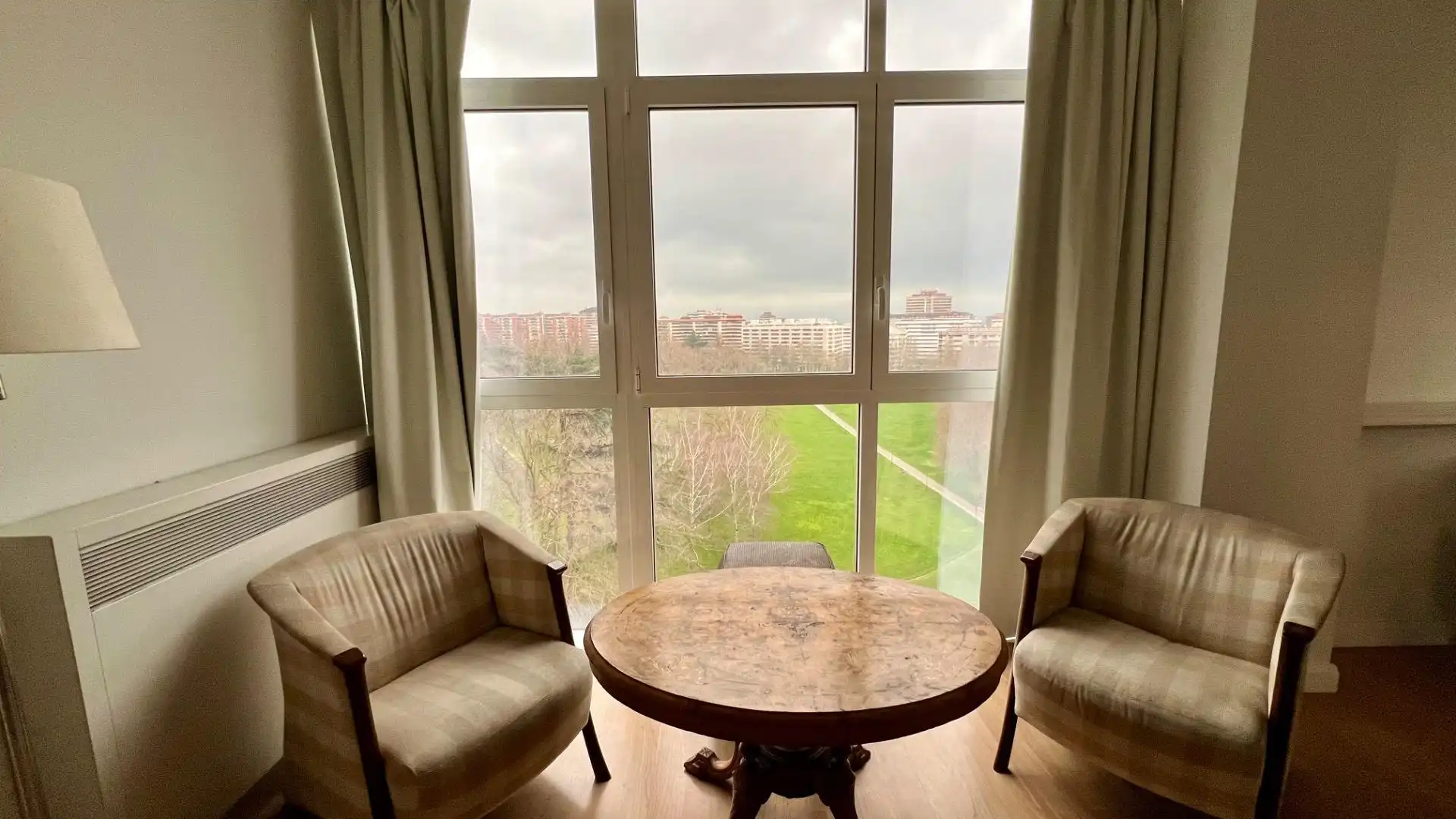 Sala de estar de Piso en venta en  Pamplona / Iruña con Amueblado, Balcón y Piscina comunitaria