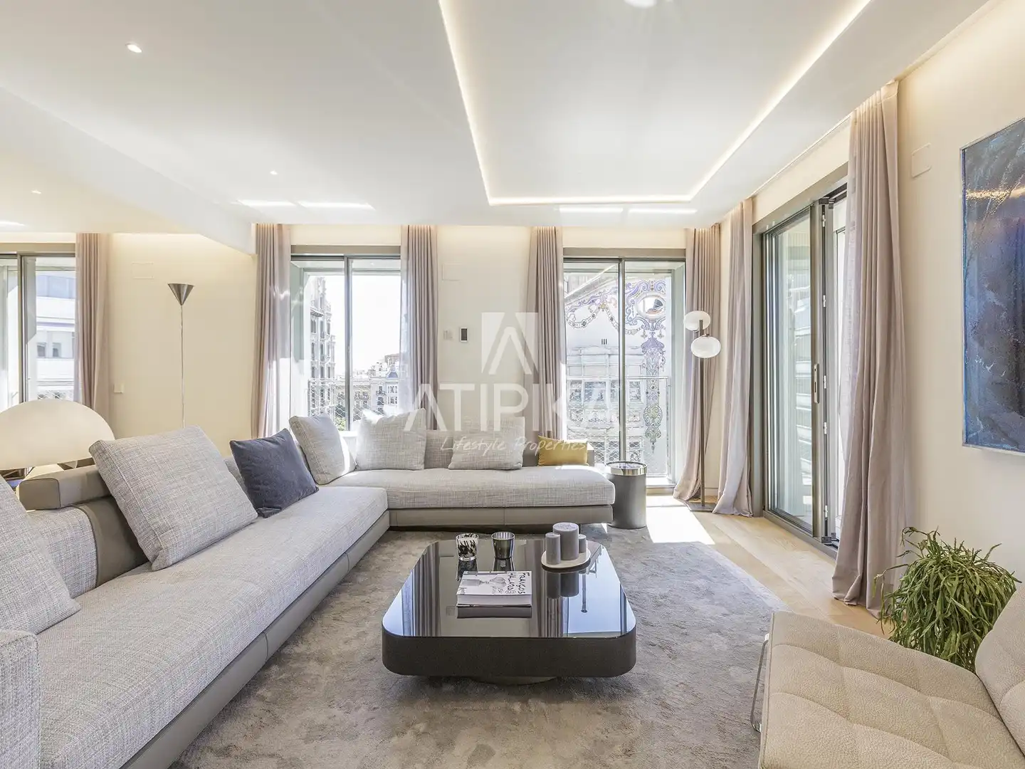 Wohnzimmer von Dachboden zum Verkauf in Barcelona mit Klimaanlage, Heizung und Terrasse