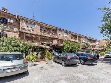 Wohngebäude mit Aufzug zum Verkauf in Cenes de la Vega