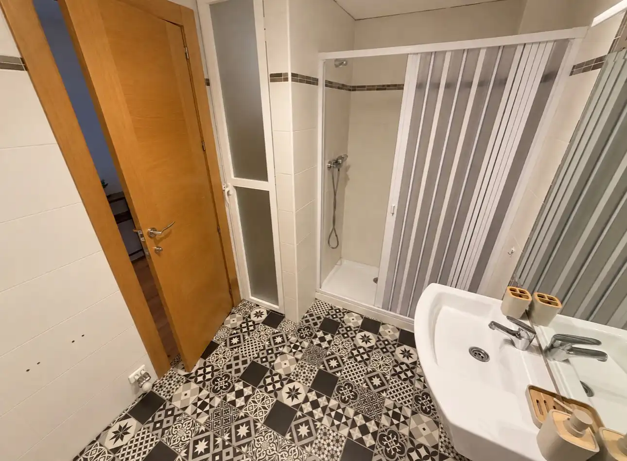 Apartament de lloguer a Calle Virgen de la Paloma, Peñamefecit - Avda Barcelona