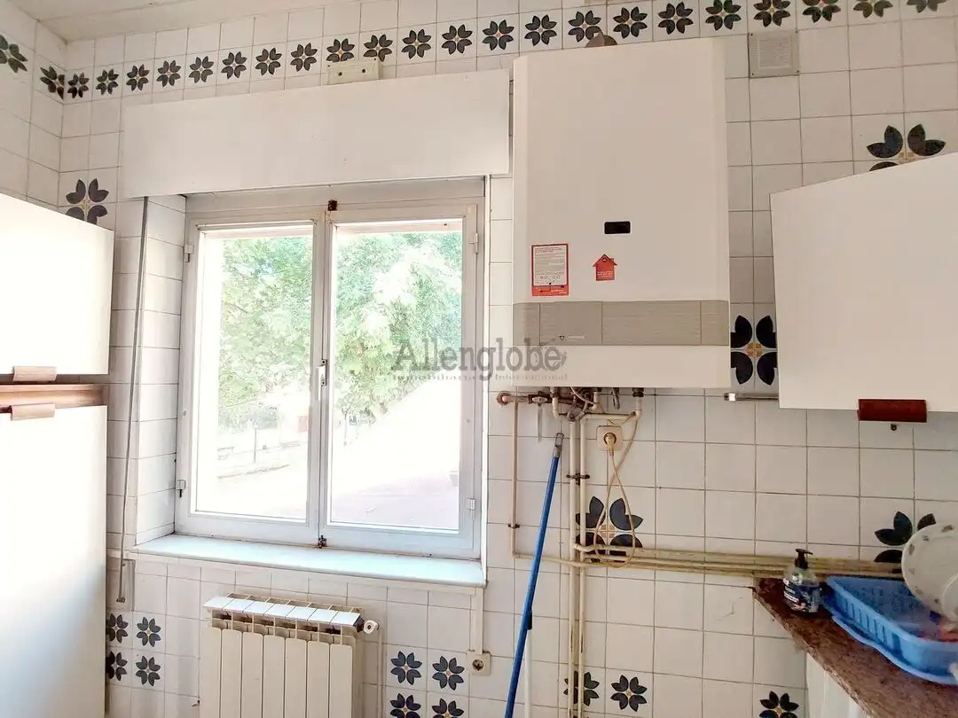Küche von Wohnung zum Verkauf in Oviedo  mit Heizung und Abstellraum