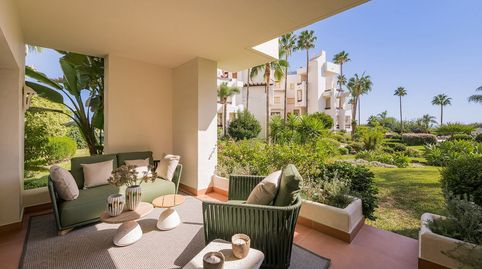 Foto 4 de Apartamento en venta en El Velerín, Estepona