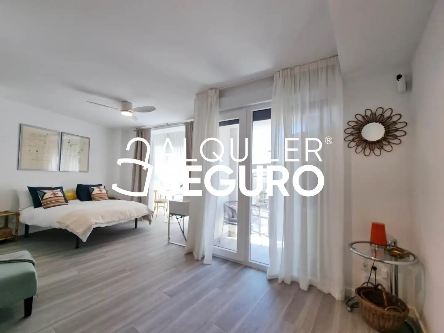 Habitación de Estudio de alquiler en Galapagar con Calefacción, Terraza y Piscina