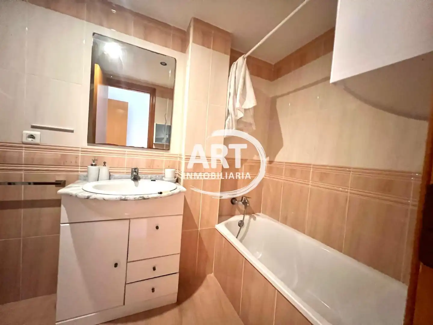 Wohnung zur Miete in Antic Regne de Valencia, Centro