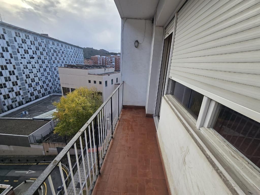 Balcony of Flat for sale in Bilbao 