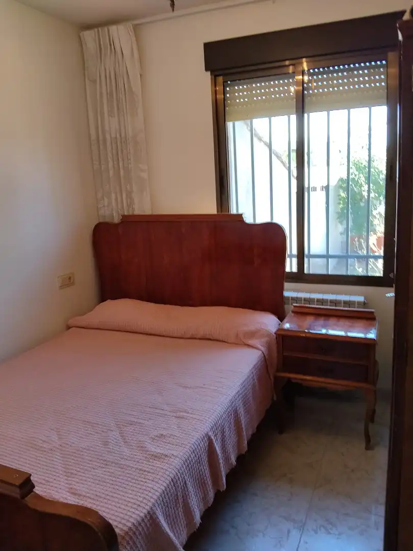 House with garden for sale in Calle Conde Vallellano, imagen 13
