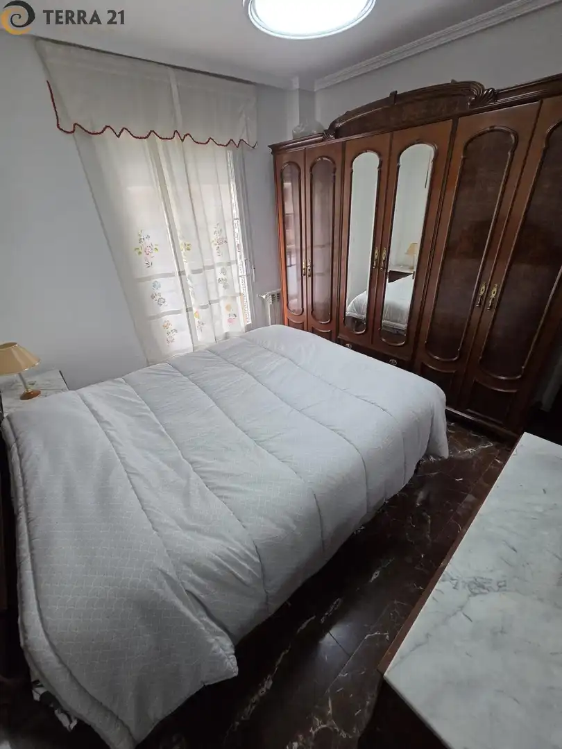 Bedroom of Flat for rent in Jaén  with Air Conditioner and Heating