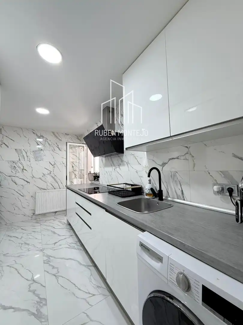 Cocina de Piso en venta en Terradillos con Calefacción, Terraza y Amueblado