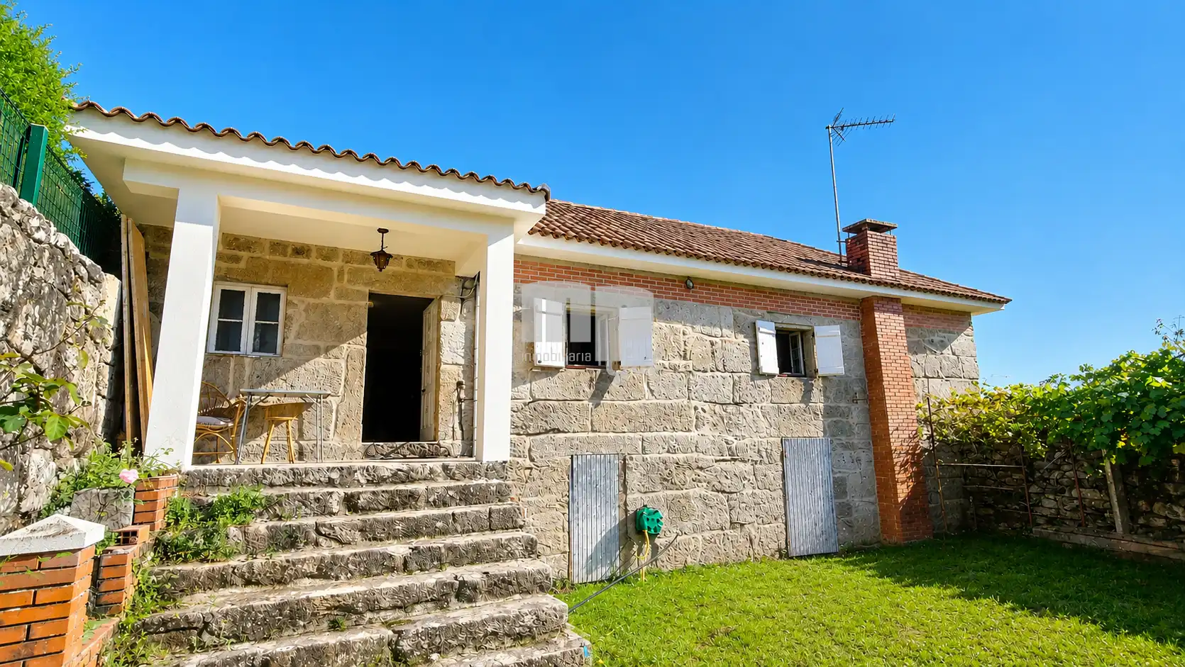 Exterior view of Country homes for sale in Pazos de Borbén  with Storage room