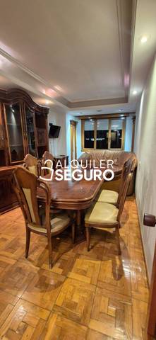 Piso en Alquiler en General Elorza en Salesas - Foncalada - Campoamor