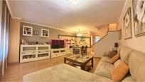 Living room of Single-family semi-detached for sale in Viladecans