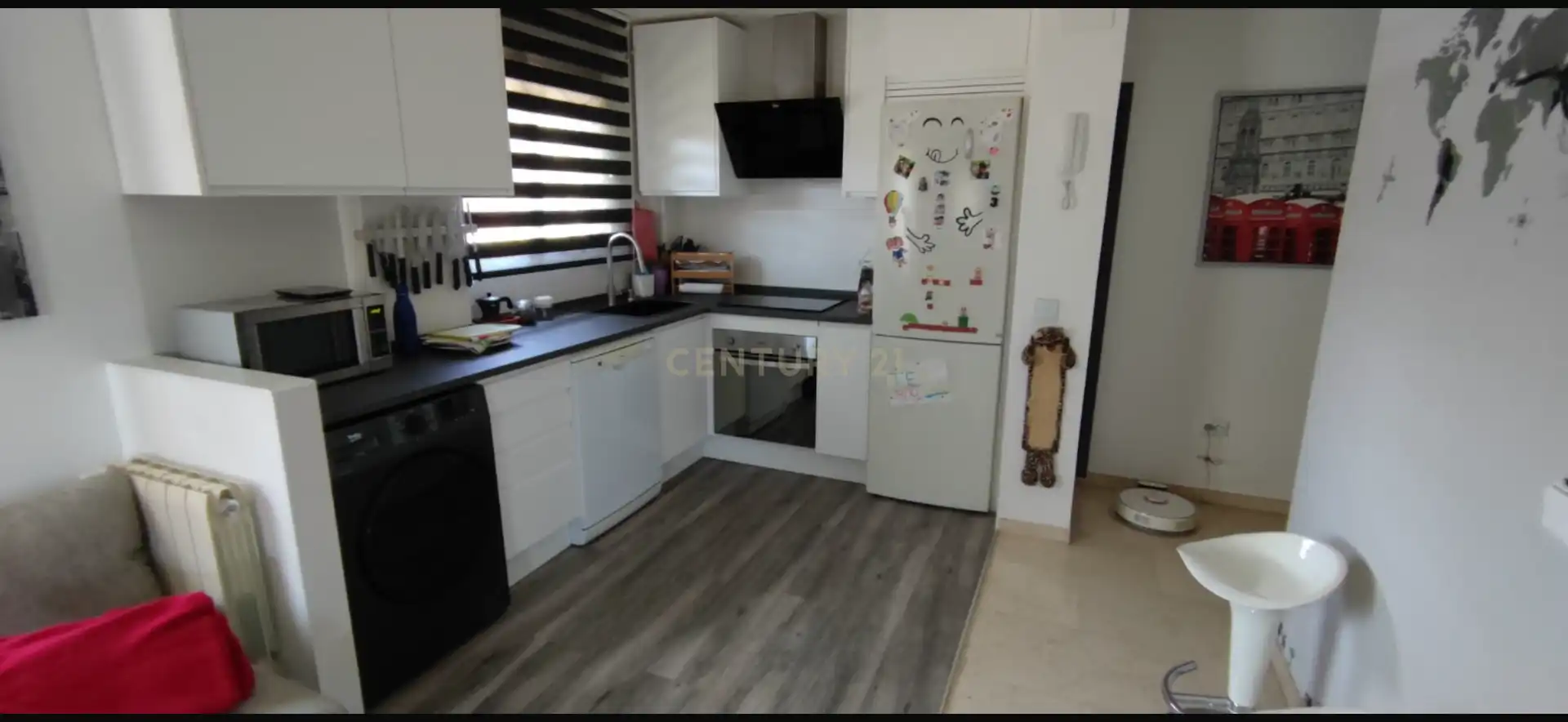 Cuina de Apartament de lloguer en Las Rozas de Madrid amb Aire condicionat, Forn i Rentadora