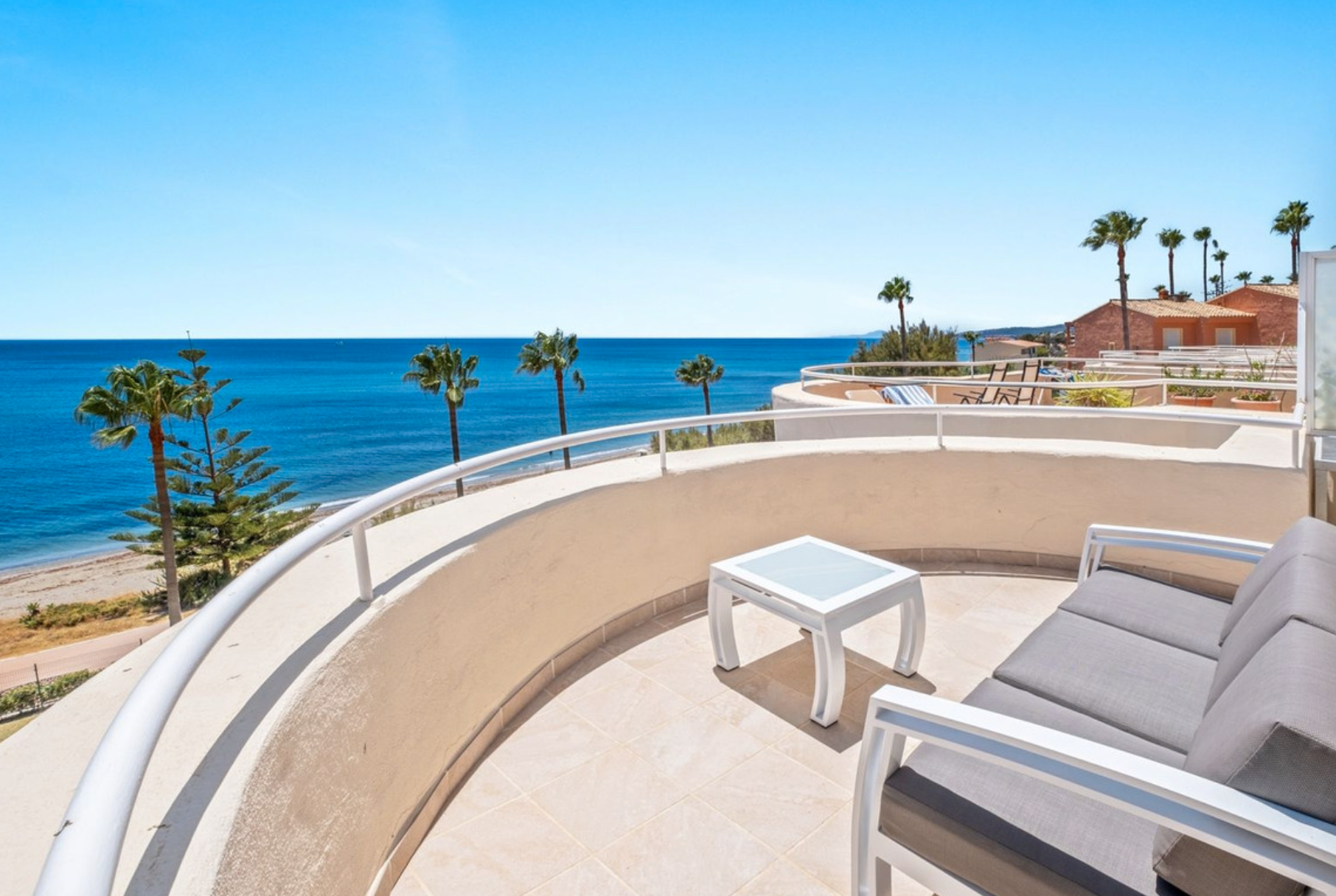 Terrassa de Apartament en venda en Estepona amb Aire condicionat, Calefacció i Terrassa