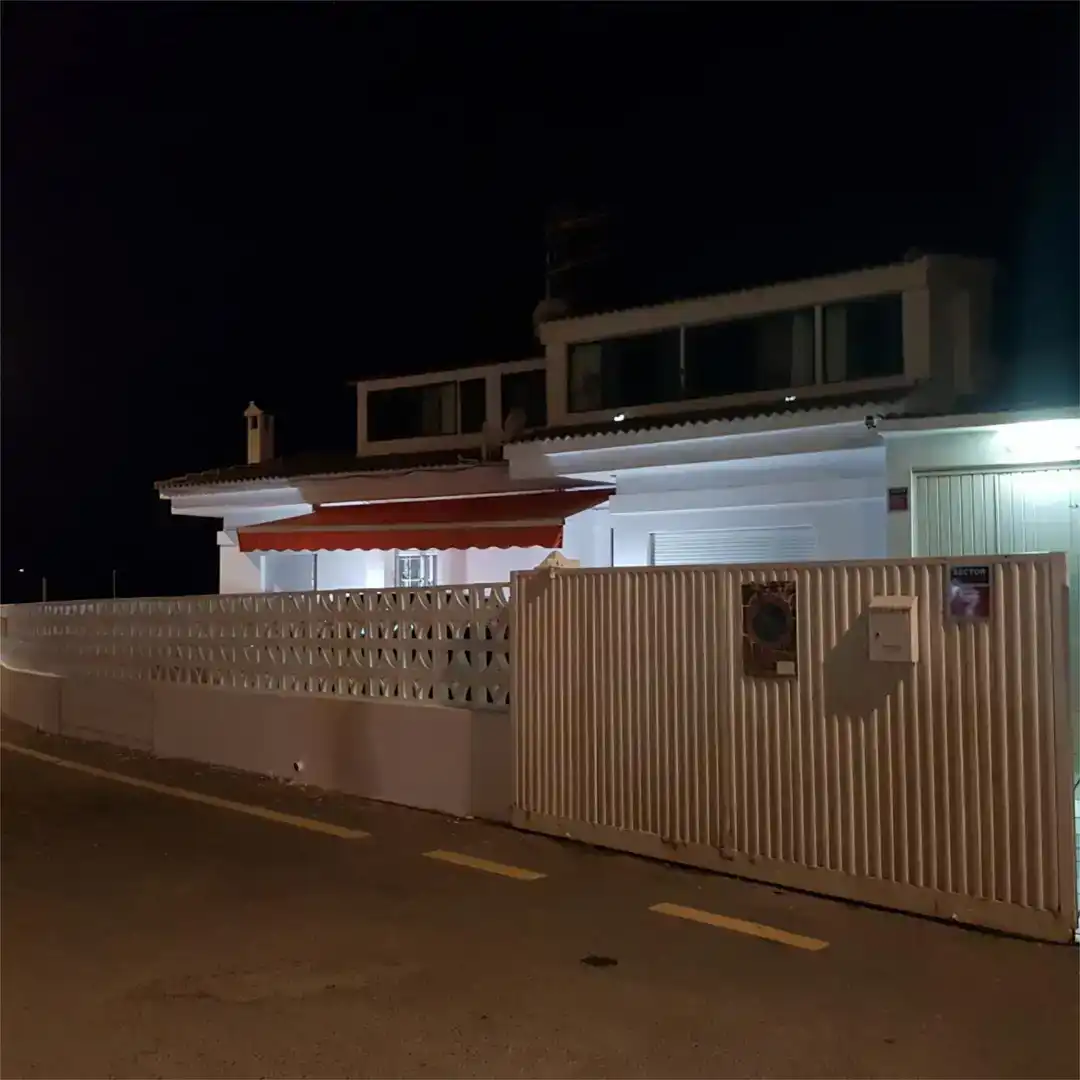 Vista exterior de Casa o chalet en venta en Gualchos con Piscina