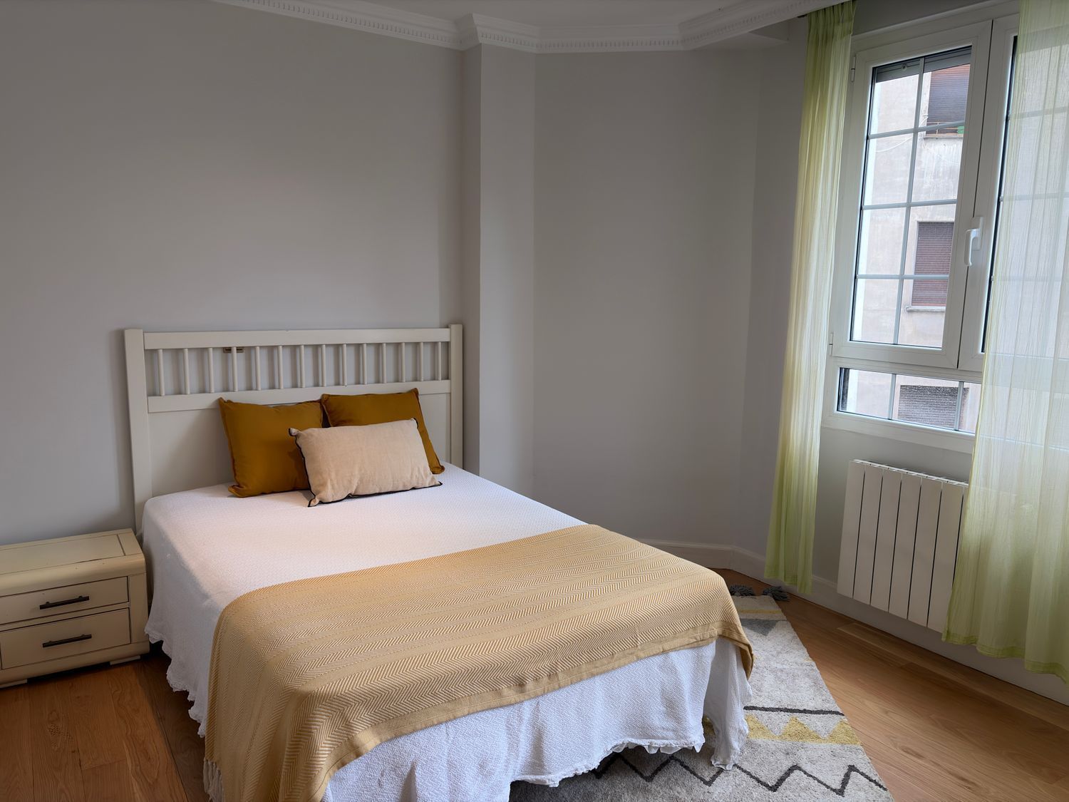 Dormitori de Pis en venda en Bilbao  amb Calefacció