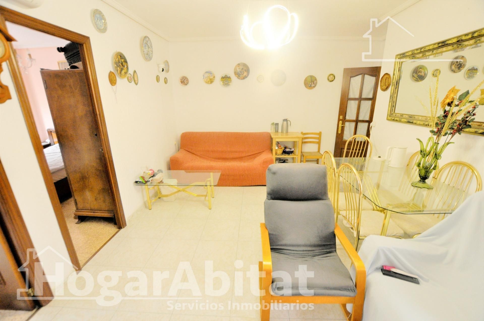 Sala d'estar de Pis en venda en  Valencia Capital amb Aire condicionat, Calefacció i Balcó