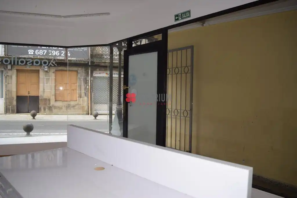 Local en venta en A Estrada 