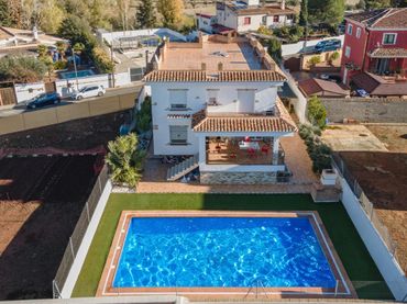 Xalet amb balcó en venda a Villa de Otura