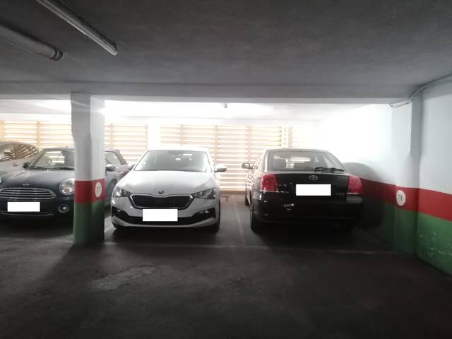 Garaje en Alquiler en Carrer del Cid, 10 en Barrio del Centro