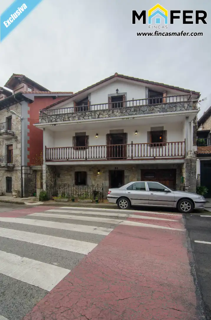 Vista exterior de Casa adosada en venta en Ruesga con Calefacción, Parquet y Balcón