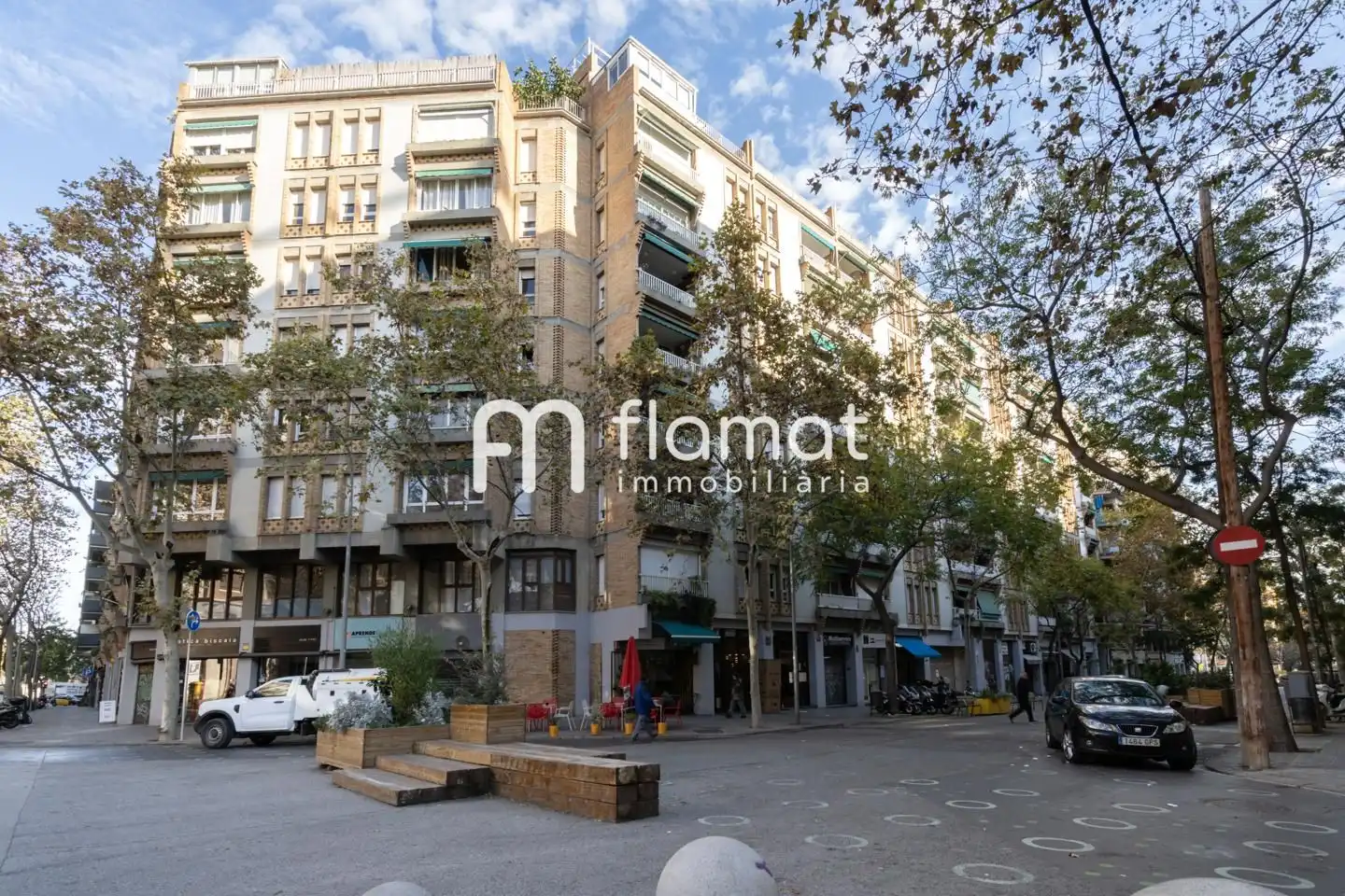 Außenansicht von Wohnung zum Verkauf in Barcelona