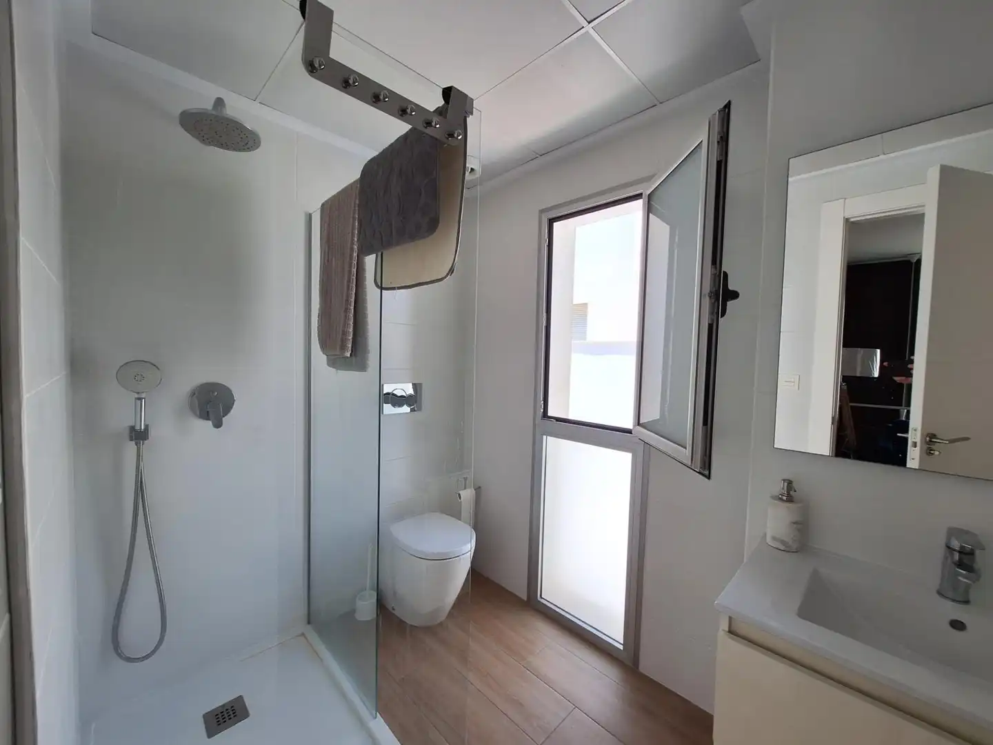 Chalet con terraza en venta en Calle TOMAS VALCARCEL, imagen 17