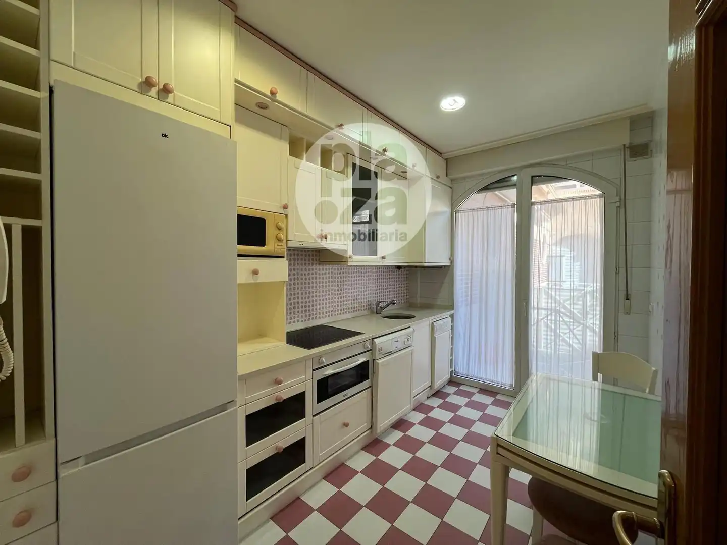 Kitchen of Flat for rent in Burgos  with Heating, Private garden and Terrace