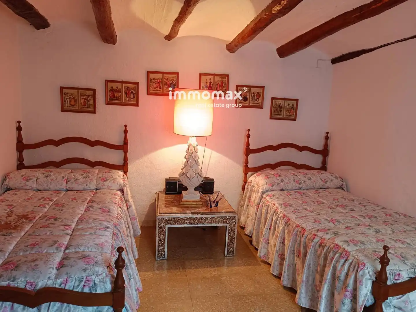 Dormitori de Casa o xalet en venda en Torrelles de Foix amb Jardí privat i Terrassa