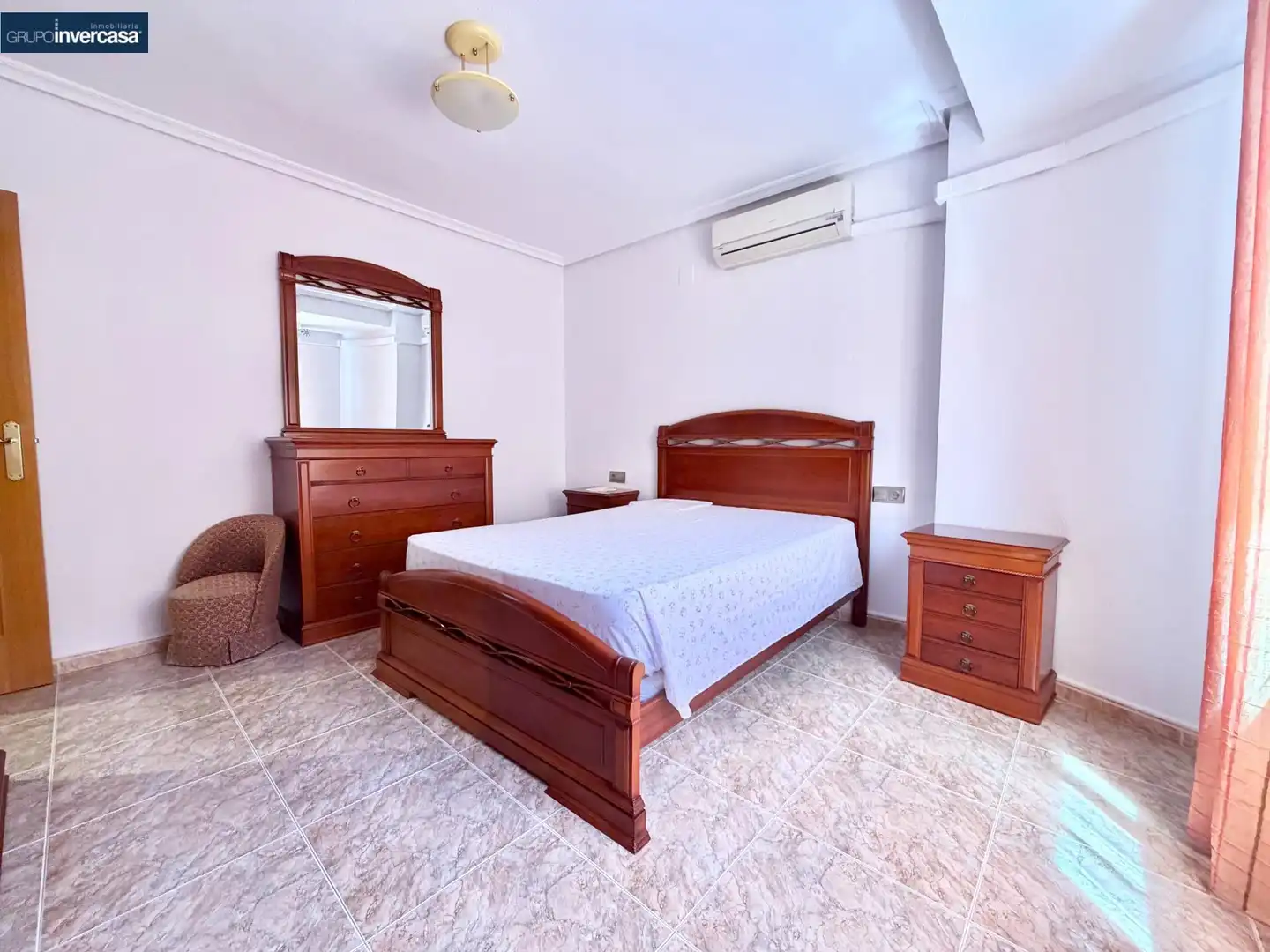 Bedroom of Flat for rent in Quart de Poblet  with Air Conditioner, Furnished and Balcony