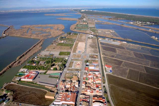 Terreno residencial en Venta en Valencia - Calle vicente baldovi en El Palmar