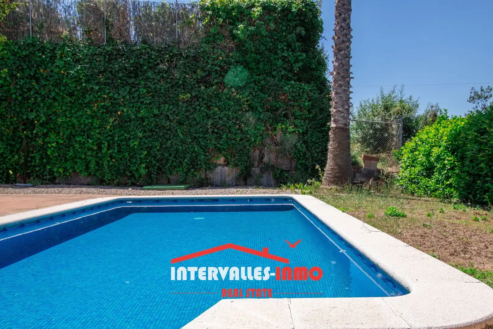 Piscina de Casa o chalet en venta en Caldes de Montbui con Aire acondicionado, Calefacción y Jardín privado