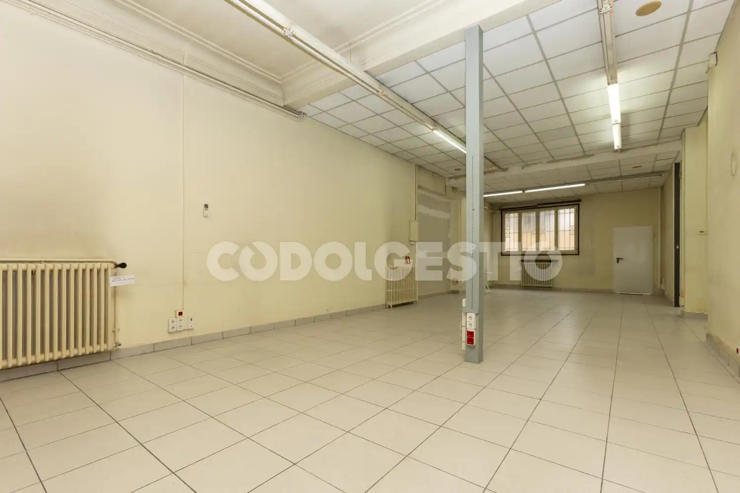 Local comercial en venda a Pont, imagen 5