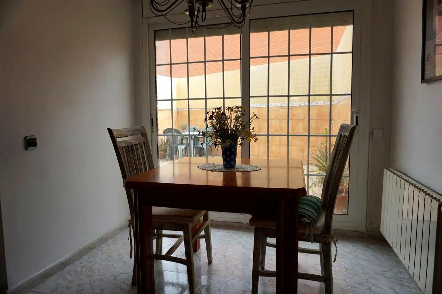 Comedor de Casa adosada en venta en Tordera con Aire acondicionado, Calefacción y Jardín privado