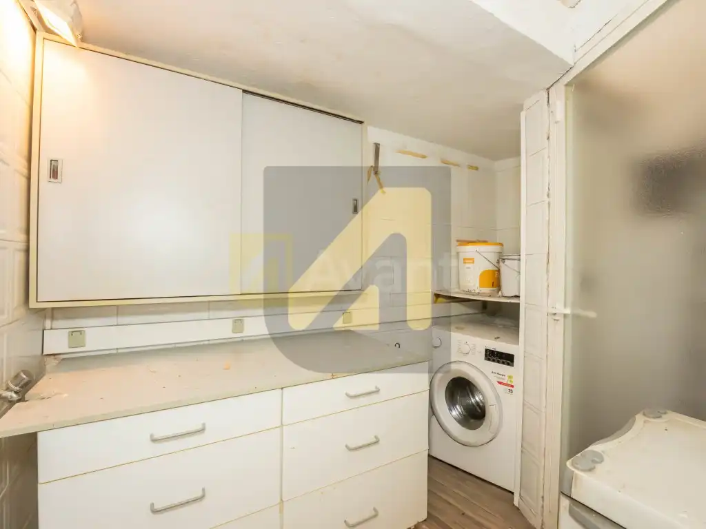 Cocina de Apartamento en venta en L'Hospitalet de Llobregat
