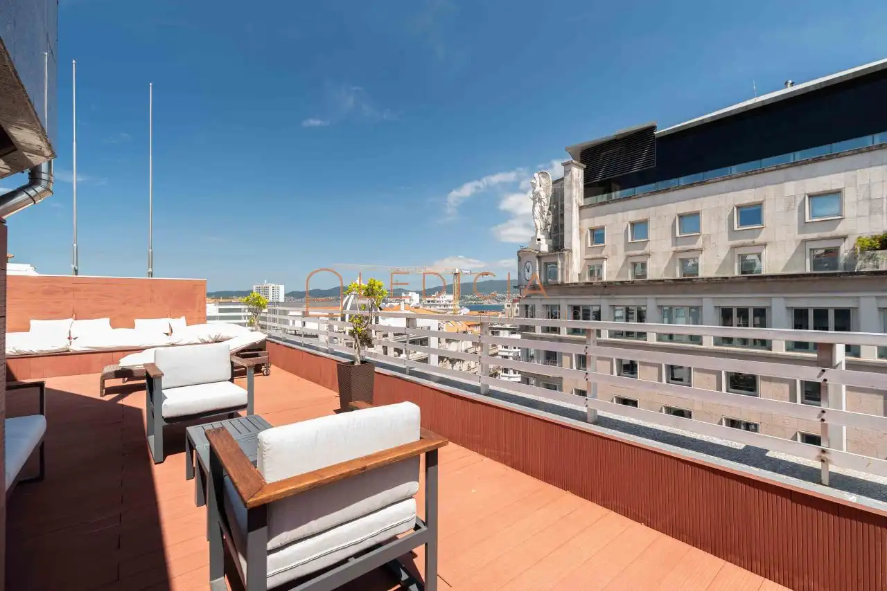 Penthouse mit Aufzug zur Miete in Colon 17, imagen 2
