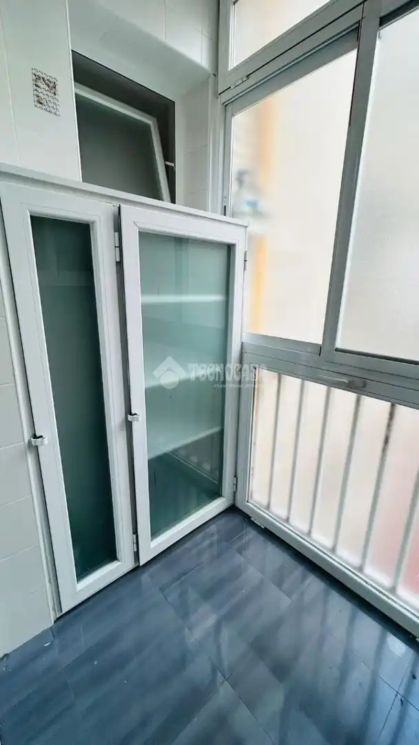 Balcony of Flat for sale in Madrid  with Air Conditioner, Heating and Terrace