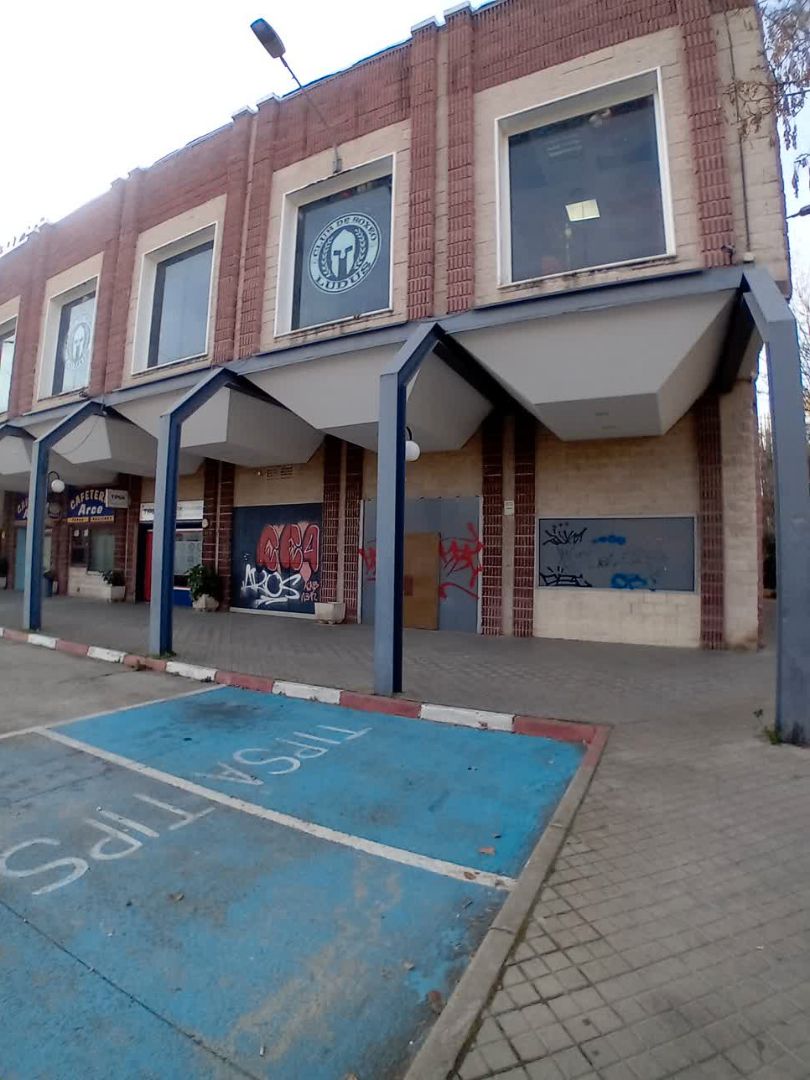 Vista exterior de Local de lloguer en Móstoles