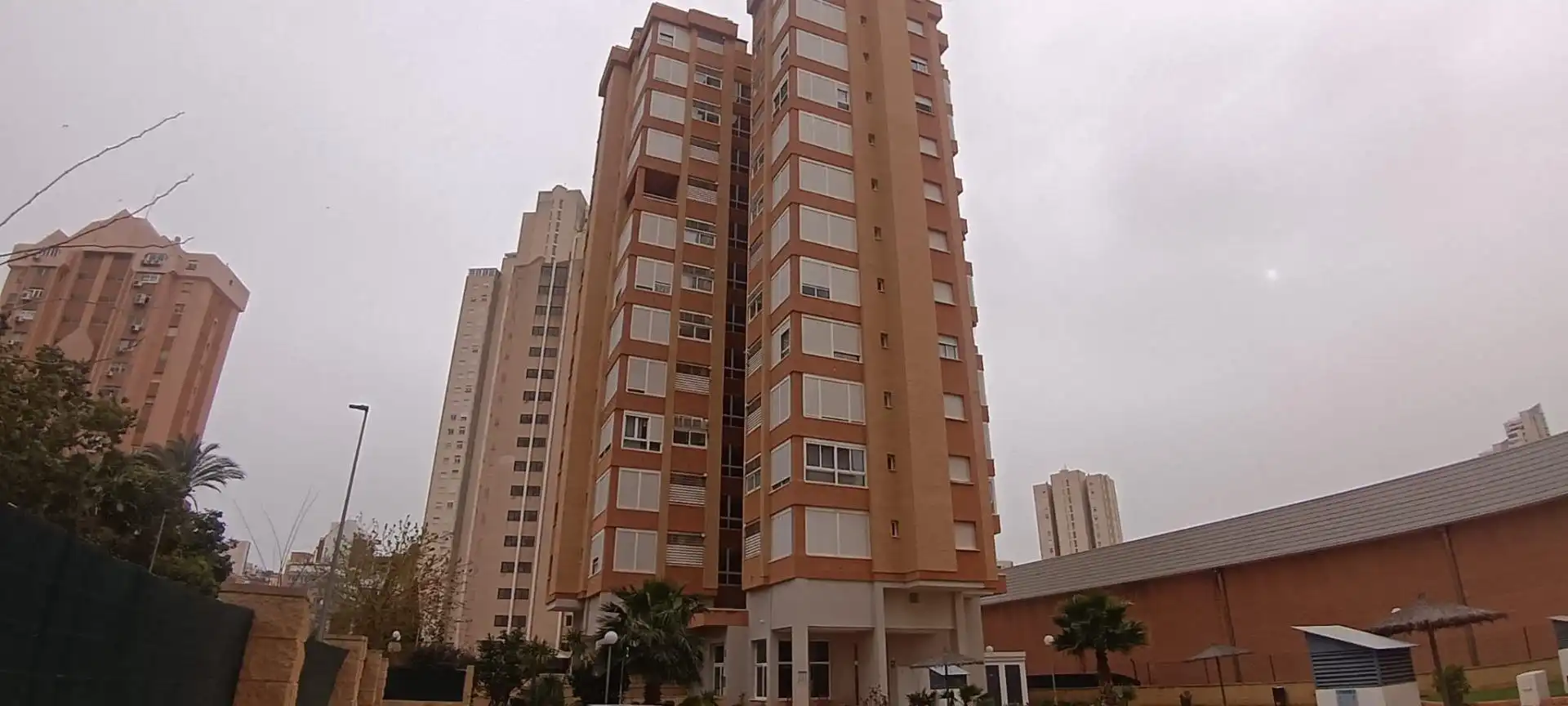 Vista exterior de Apartamento en venta en Benidorm con Aire acondicionado, Calefacción y Terraza
