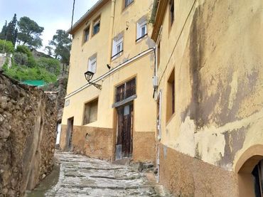 Piso en venta en Calle de la Pujada del Castell 4