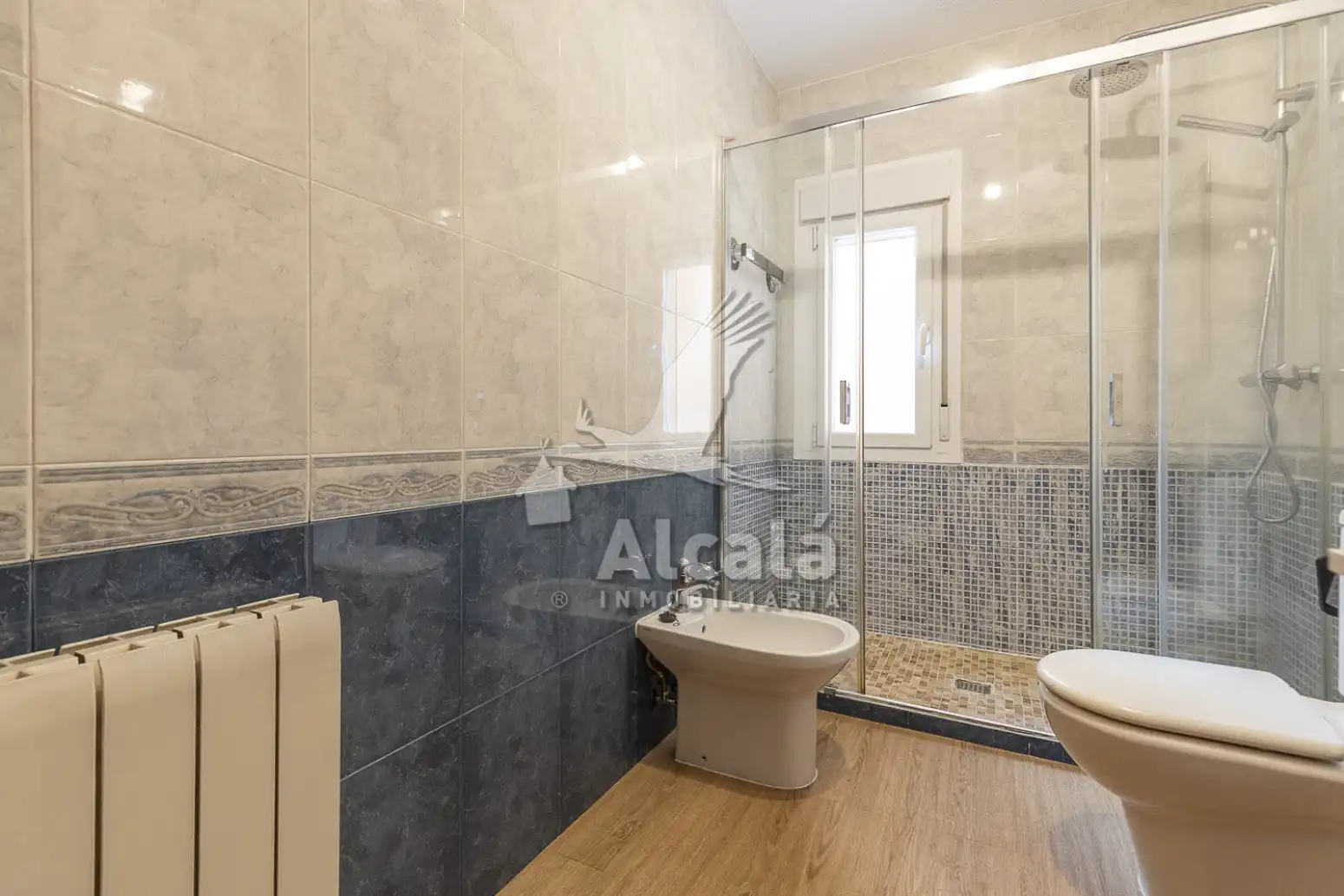 Bathroom of Flat for sale in Venecia - Nueva Alcalá