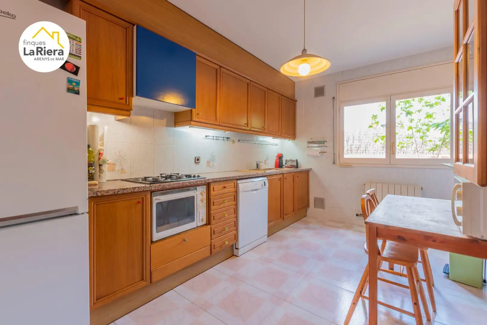 Küche von Haus oder Chalet zum Verkauf in Arenys de Munt mit Heizung, Privatgarten und Schwimmbad