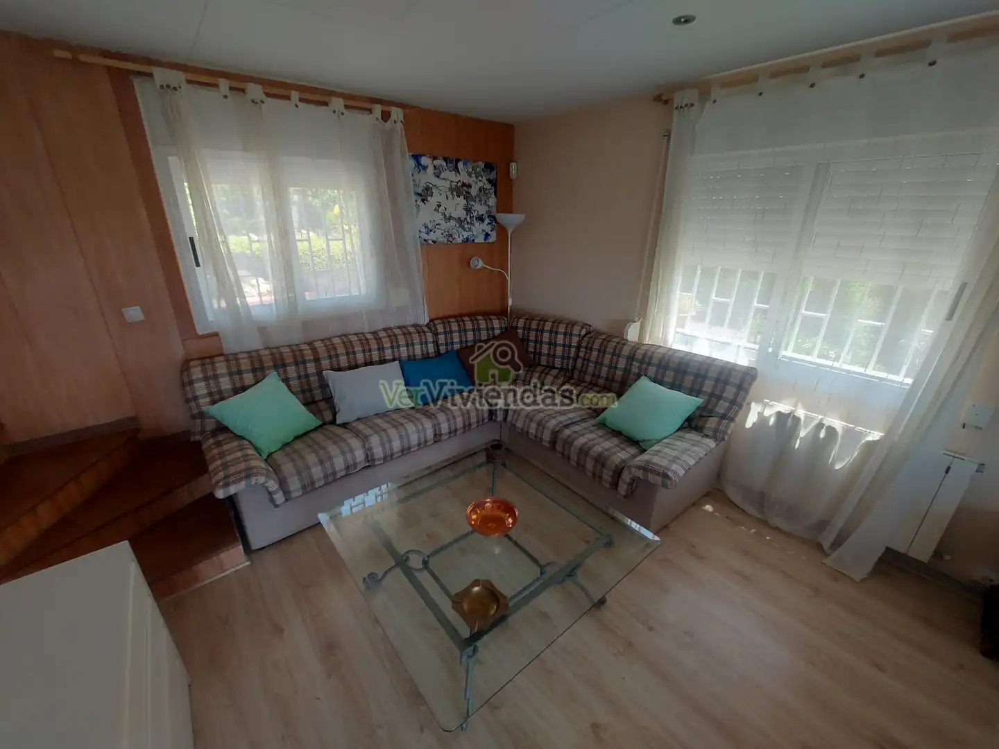 Sala d'estar de Casa o xalet en venda en Olivella amb Calefacció, Jardí privat i Parquet