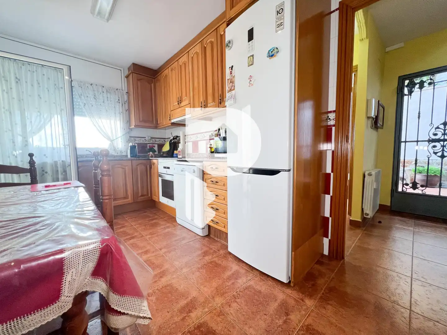 Kitchen of Houses for sale in Sant Andreu de la Barca  with Air Conditioner, Heating and Private garden