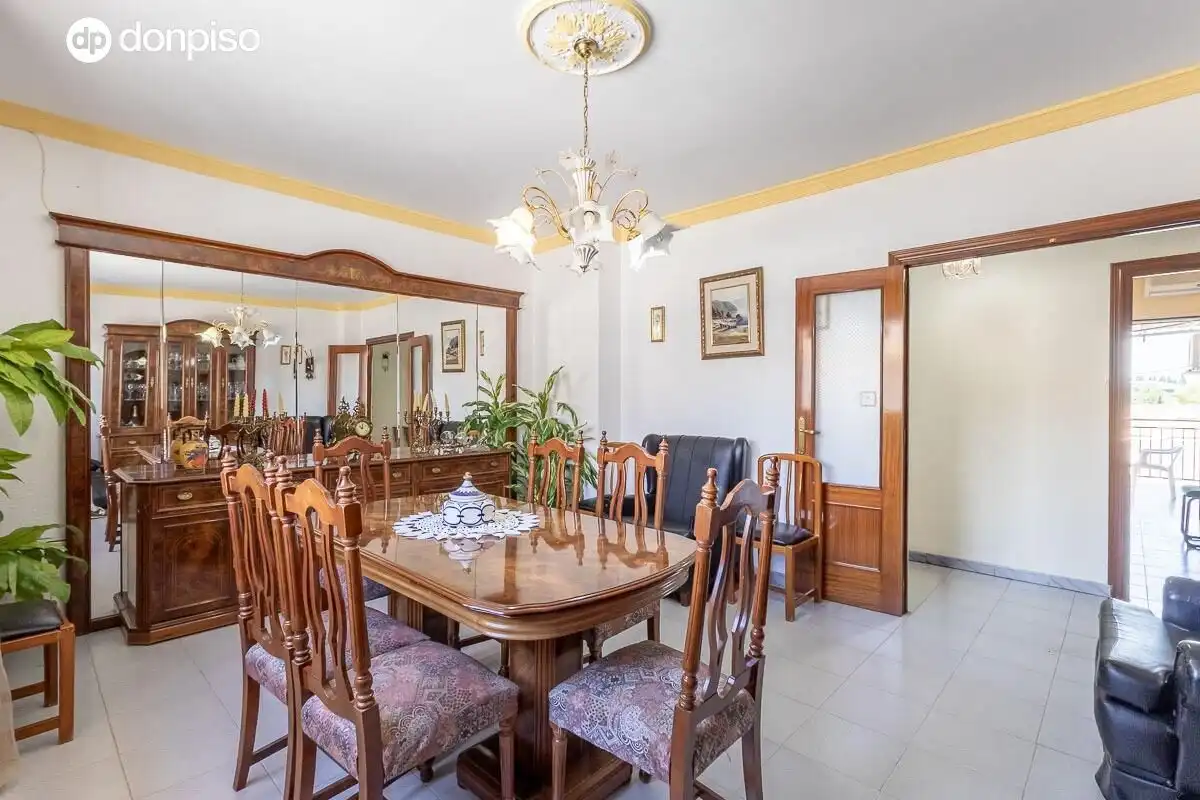 Casa o xalet en venda a Calle Calle Gran Vía de Colón, 22, Láchar
