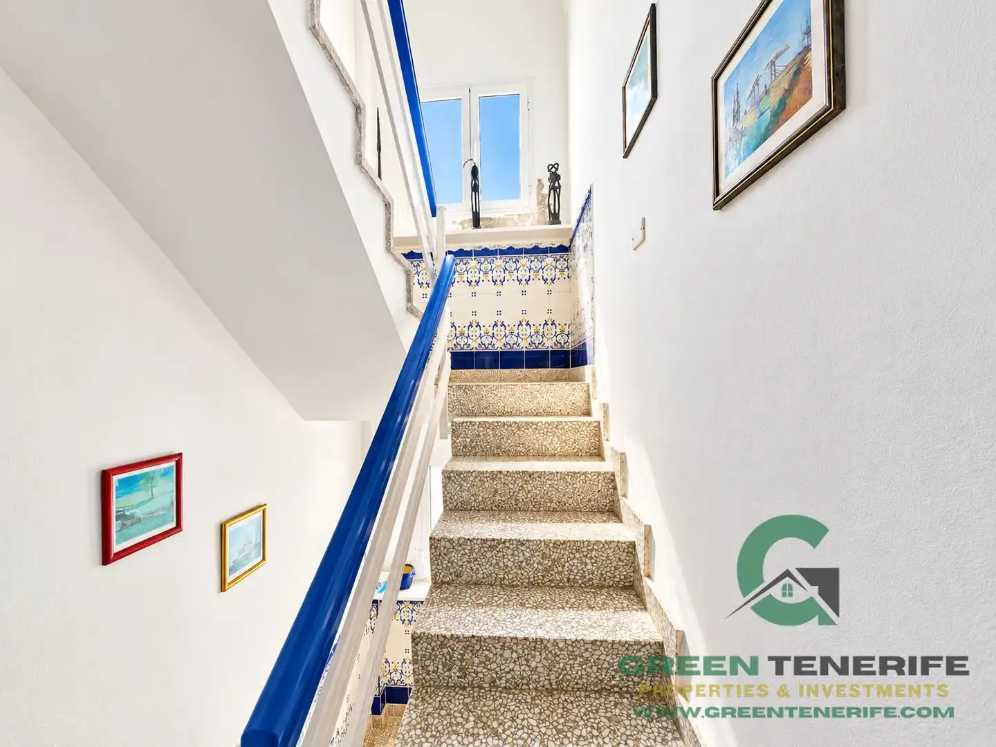 Casa adosada en venta en Arico con Terraza