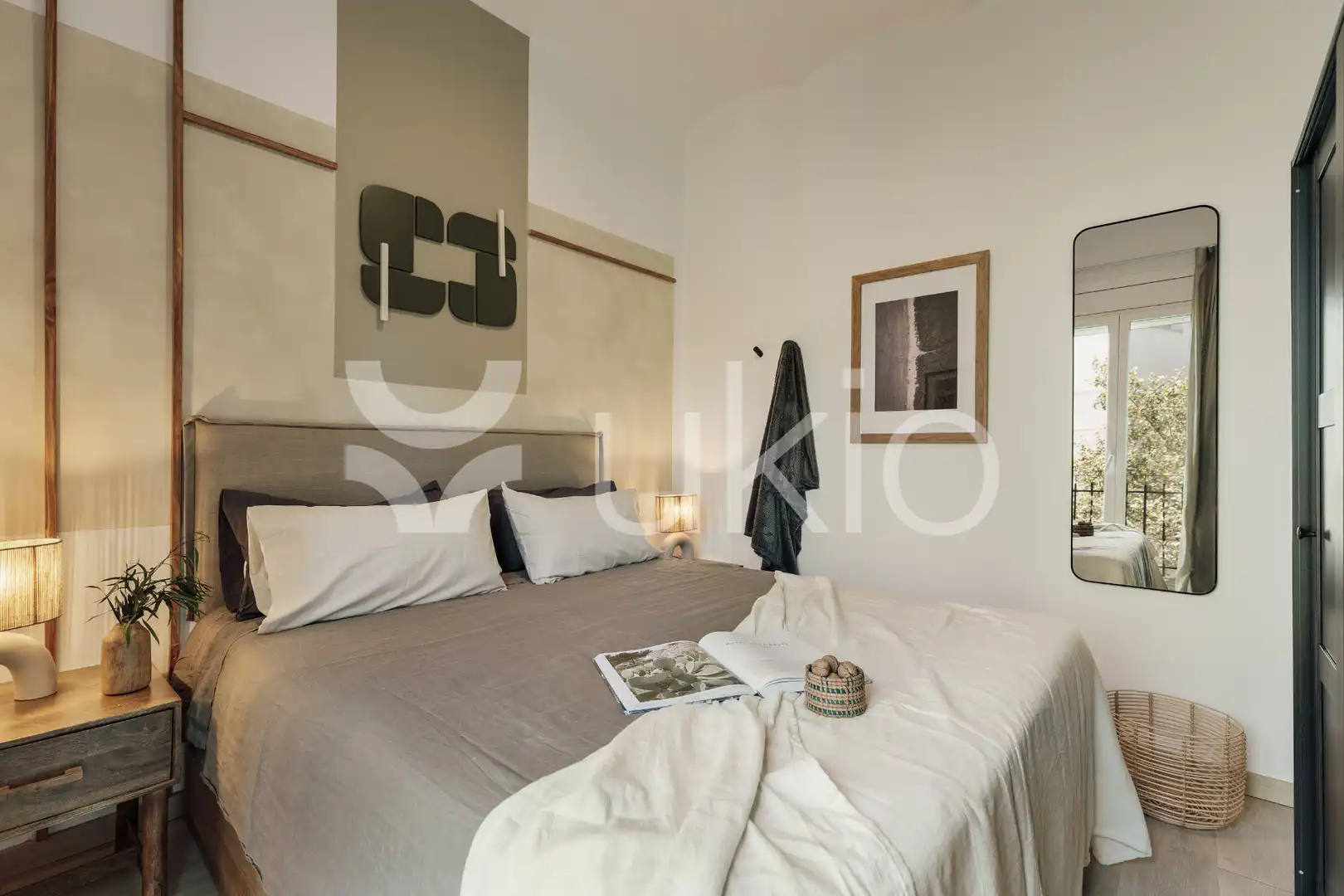 Schlafzimmer von Wohnungen zur Miete in Barcelona mit Klimaanlage, Heizung und Möbliert