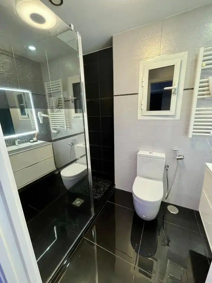 Baño de Piso en venta en Alcalá de Henares con Aire acondicionado, Calefacción y Terraza