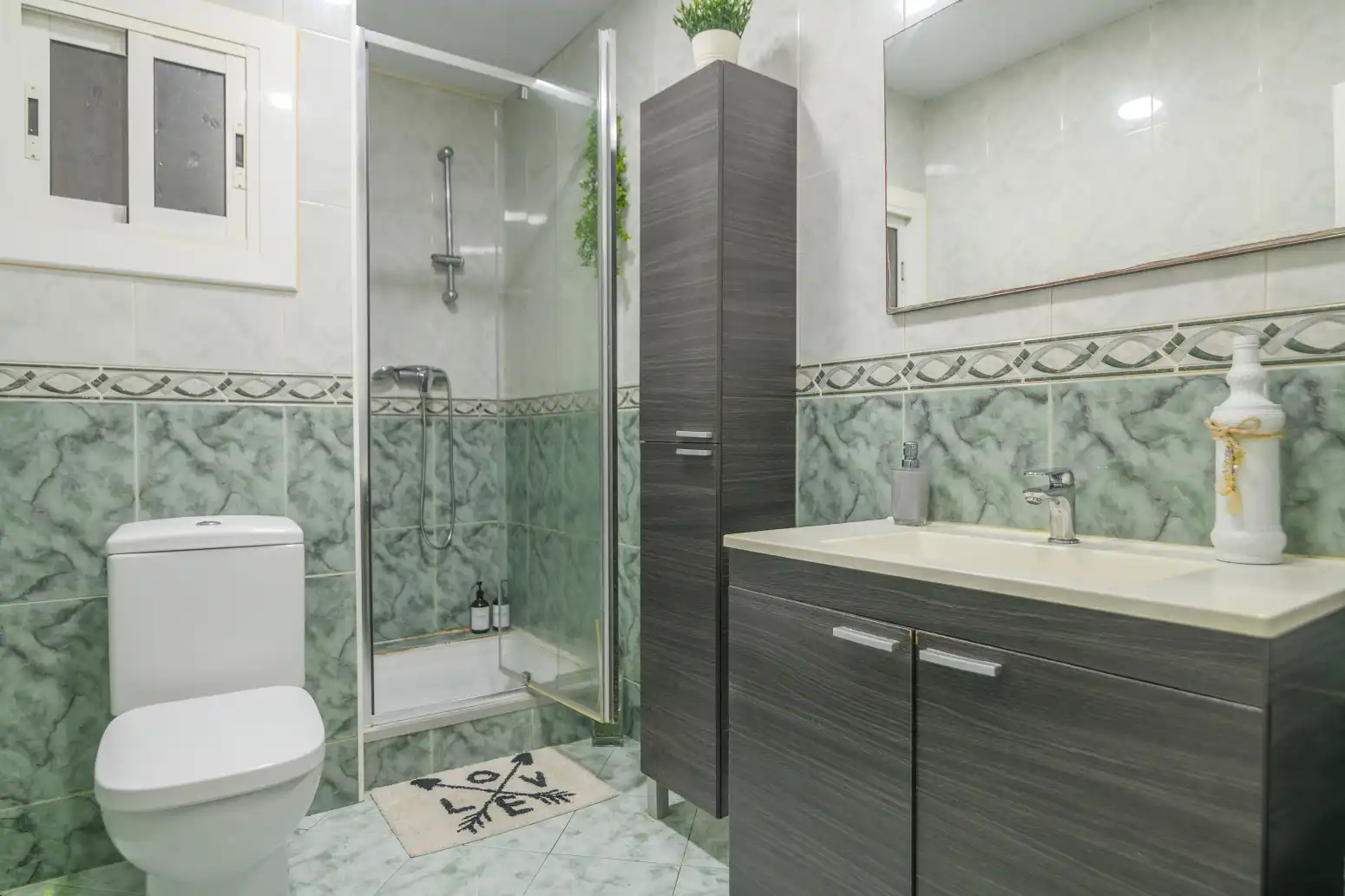 Baño de Piso en venta en Viladecans con Calefacción
